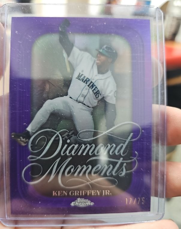 2026 Topps Chrome #DM-25 Ken Griffey Jr. Diamond Moments — front