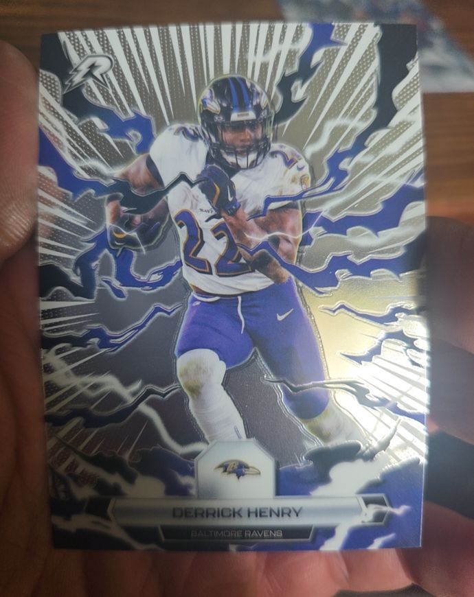 2026 Topps Derrick Henry #8 Baltimore Ravens — front