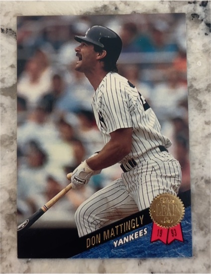 1993 Leaf #237 Don Mattingly New York Yankees — front