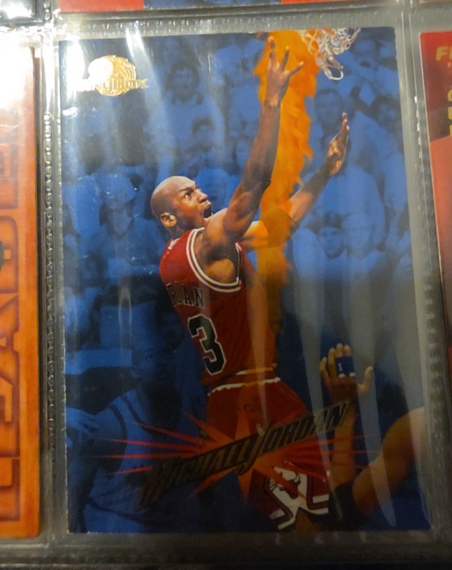 1995-96 Skybox Premium #15 Michael Jordan — front