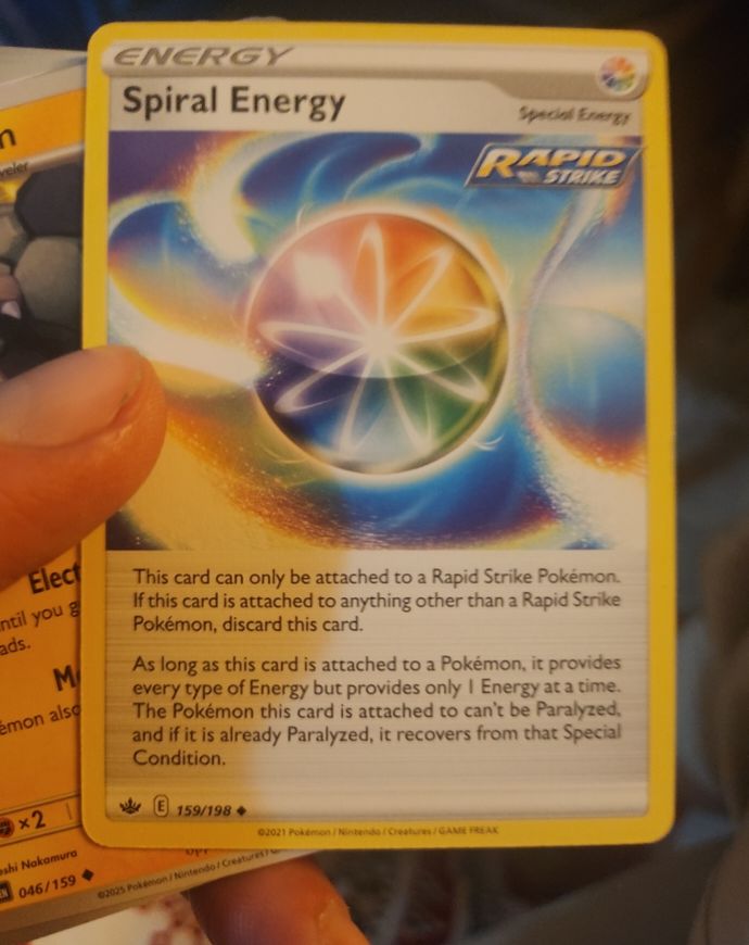 2021 Pokemon TCG Chilling Reign #159 Spiral Energy — front