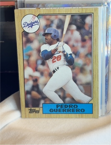 1987 Topps #360 Pedro Guerrero — front