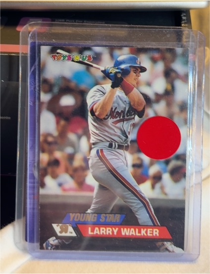 1993 Topps Stadium Club Toys R Us #23 Larry Walker — front