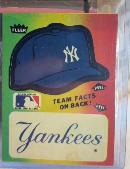 1984 Fleer #NNO New York Yankees Cap Team Sticker — front
