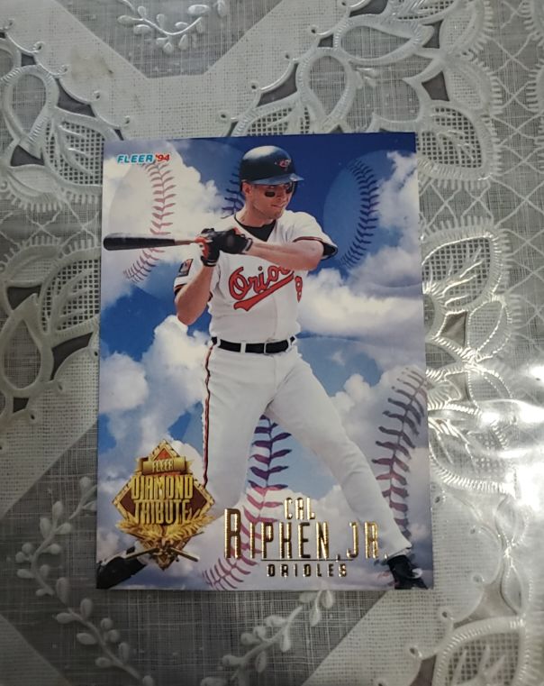 1994 Fleer Update #10 Cal Ripken Jr. Diamond Tribute — front