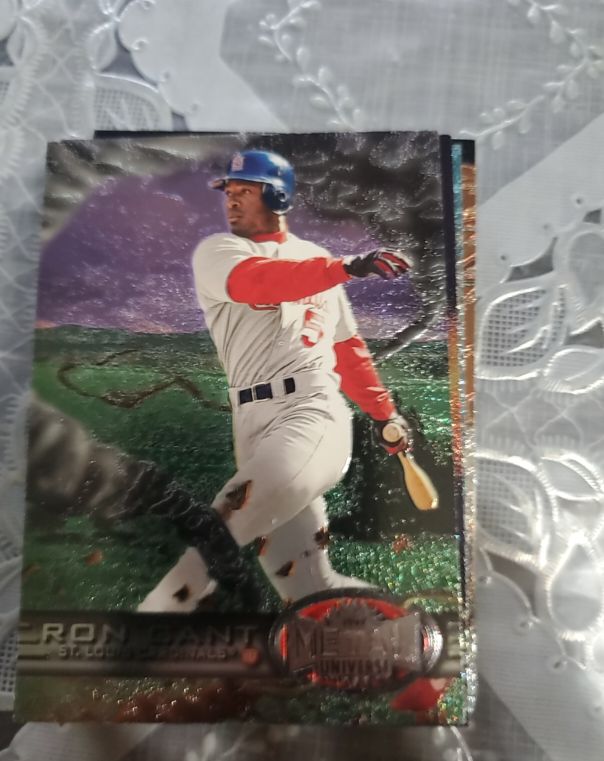 1997 Skybox Metal Universe #230 Ron Gant — front