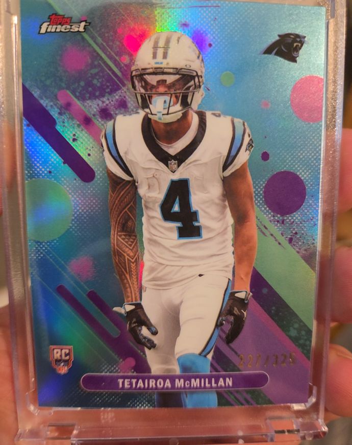 2025 Topps Finest #23 Tetairoa McMillan — front