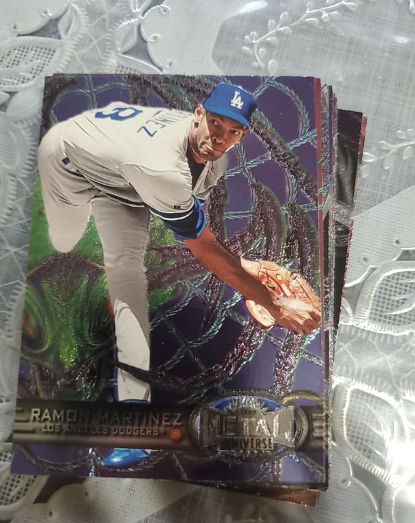 1997 Skybox Metal Universe #102 Ramon Martinez — front