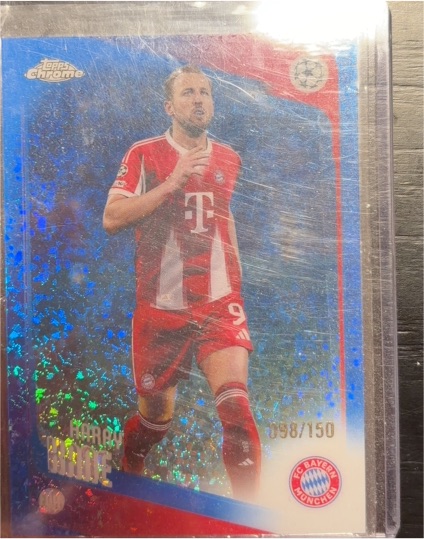 2026 Topps Chrome UCC Michael Olise Bayern Munich /150 Blue Refractor — front