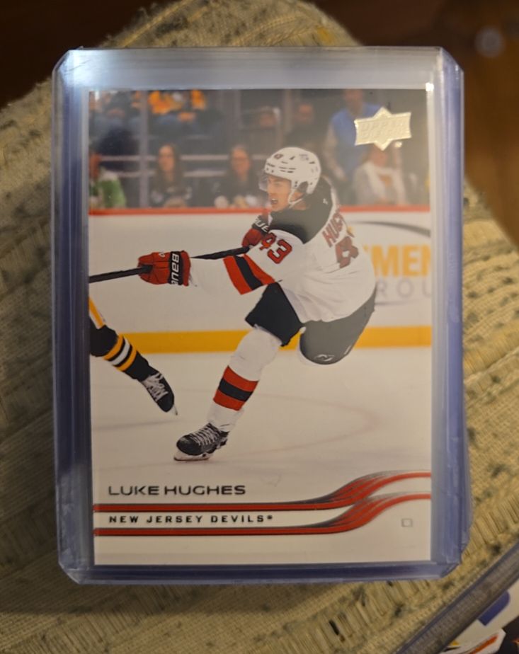 2025-26 Upper Deck Extended Series #575 Luke Hughes — front