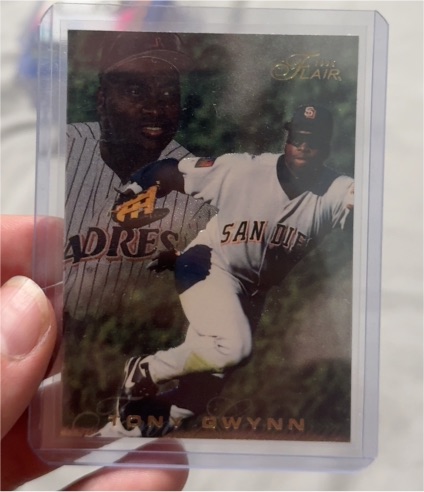 1996 Fleer Flair #374 Tony Gwynn — front