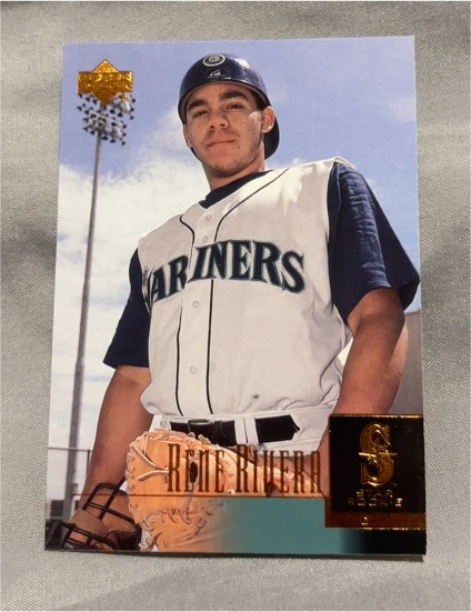 2001 Upper Deck #49 Rene Rivera — front