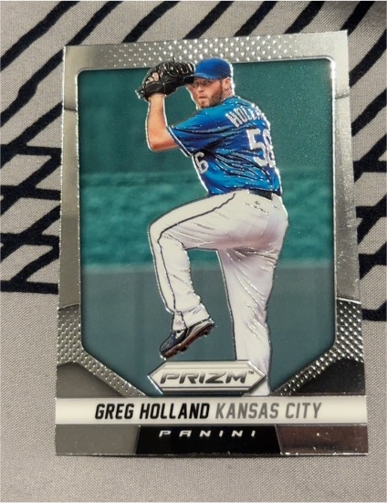 2014 Panini Prizm #135 Greg Holland — front