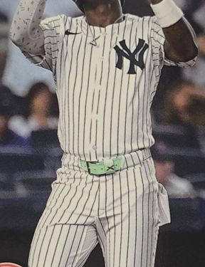 2021 Topps #30 Miguel Andujar New York Yankees — front