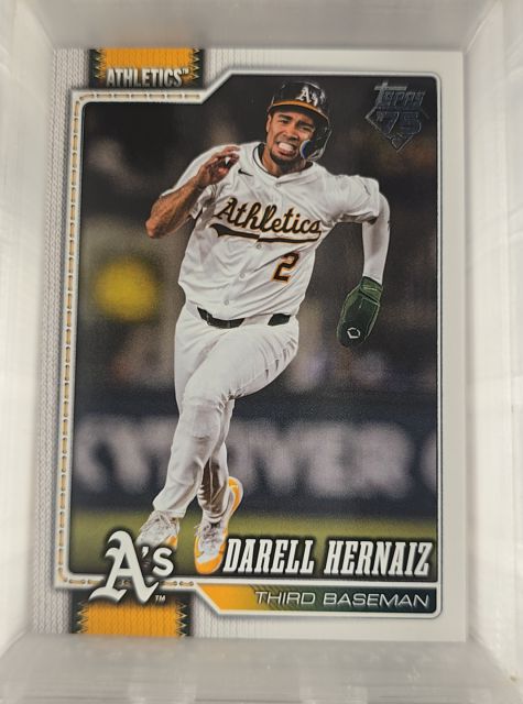 2026 Topps Series 2 #678 Darell Hernaiz Oakland Athletics — front