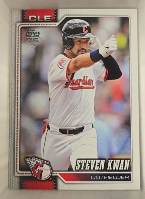 2026 Topps #675 Steven Kwan — front