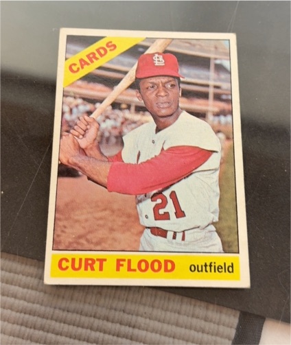 1966 Topps #60 Curt Flood — front