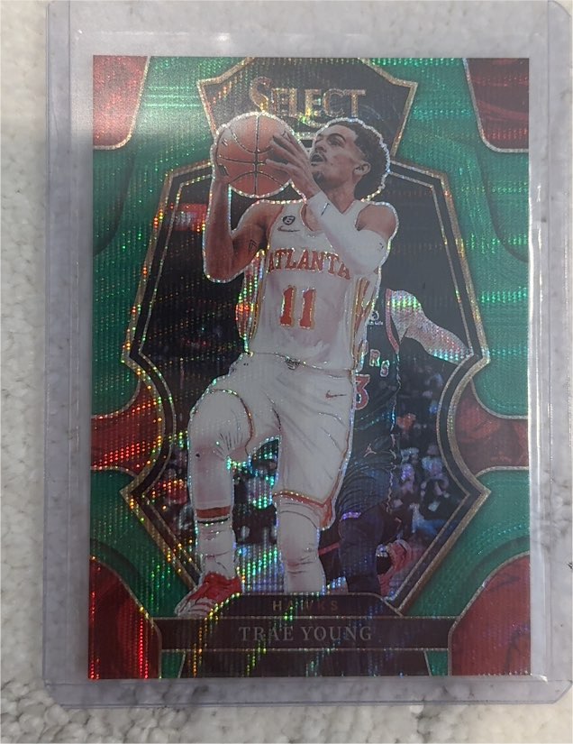 2022-23 Panini Select #166 Trae Young — front