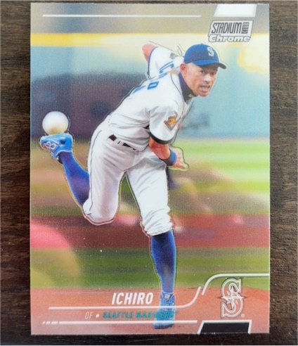 2022 Topps Stadium Club Chrome #184 Ichiro Suzuki — front
