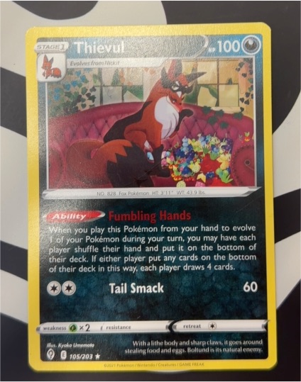 2021 Pokémon SWSH Evolving Skies #105 Thievul — front
