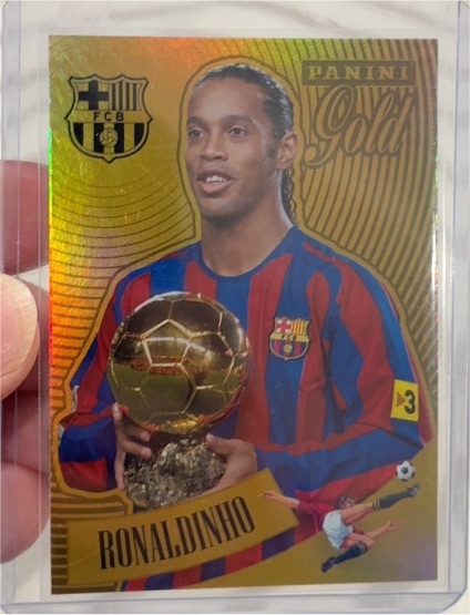 2025 Panini Tribute 125th Anniversary FC Barcelona #98 Ronaldinho Gold — front