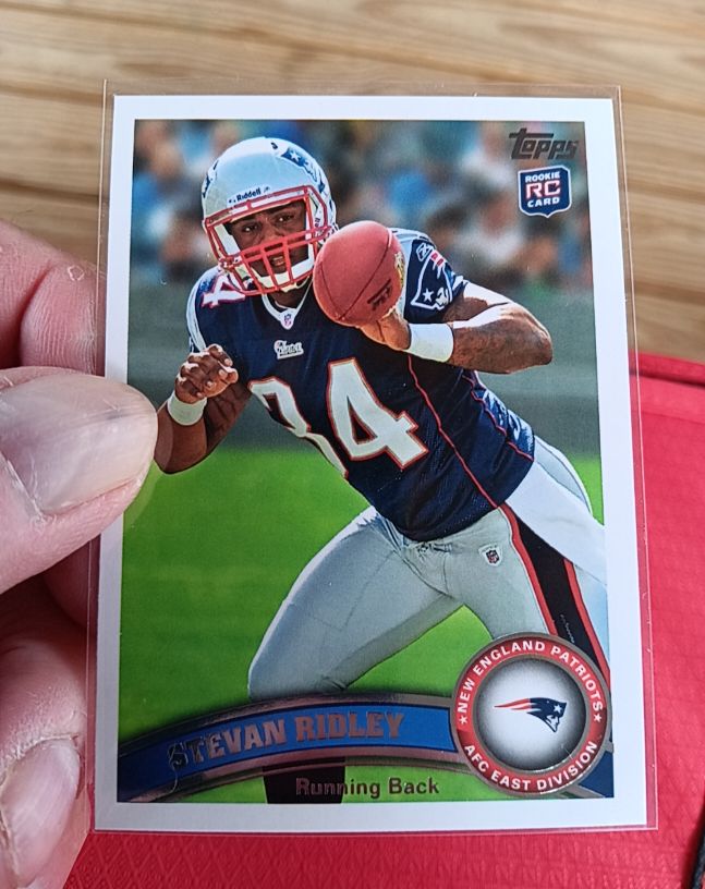 2011 Topps #432 Stevan Ridley — front