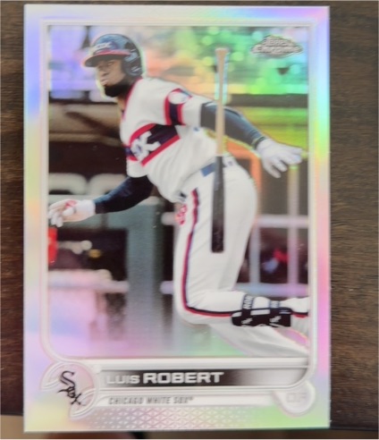 2022 Topps Chrome #137 Luis Robert — front
