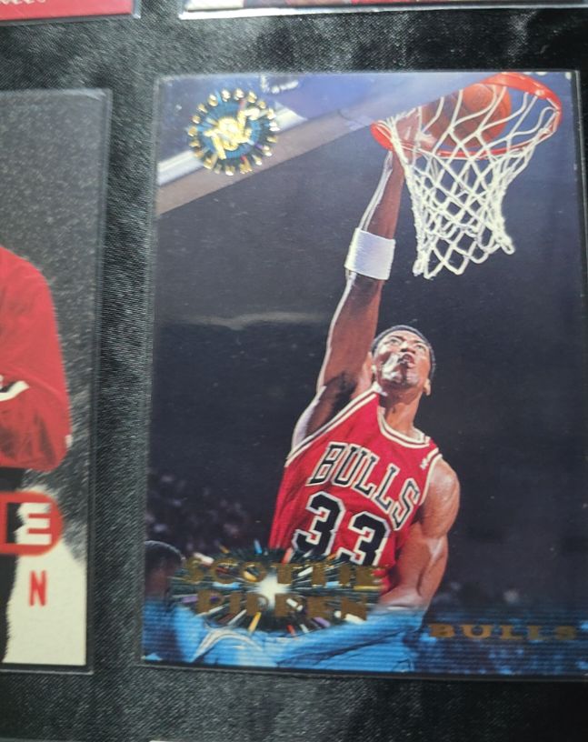1993-94 Upper Deck #18 Scottie Pippen — front