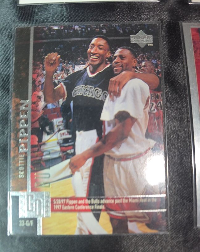 1997-98 Upper Deck #197 Scottie Pippen — front