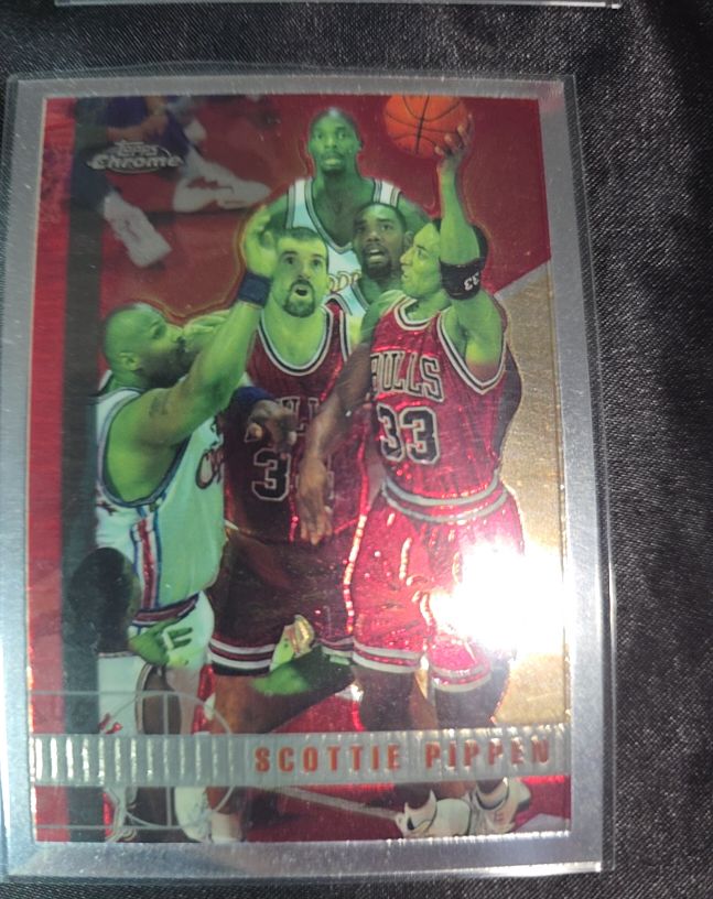 1997-98 Topps Chrome #1 Scottie Pippen — front