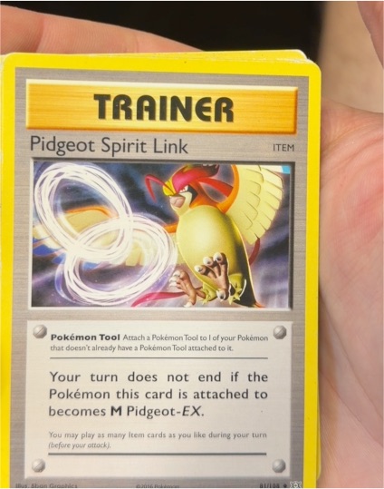 2016 Pokémon TCG XY Evolutions #81 Pidgeot Spirit Link — front