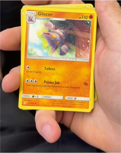 2019 Pokémon Sun & Moon Unbroken Bonds #99 Gliscor — front