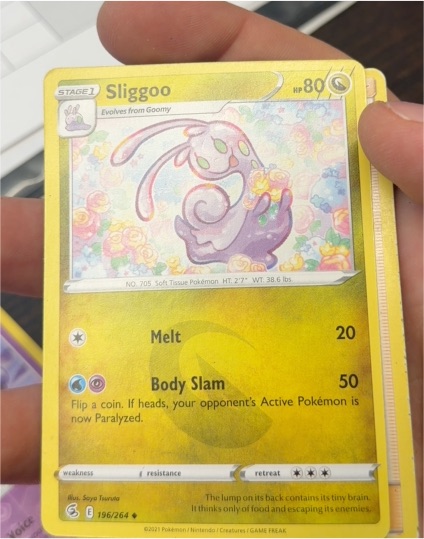 2021 Pokémon Fusion Strike #196 Sliggoo — front