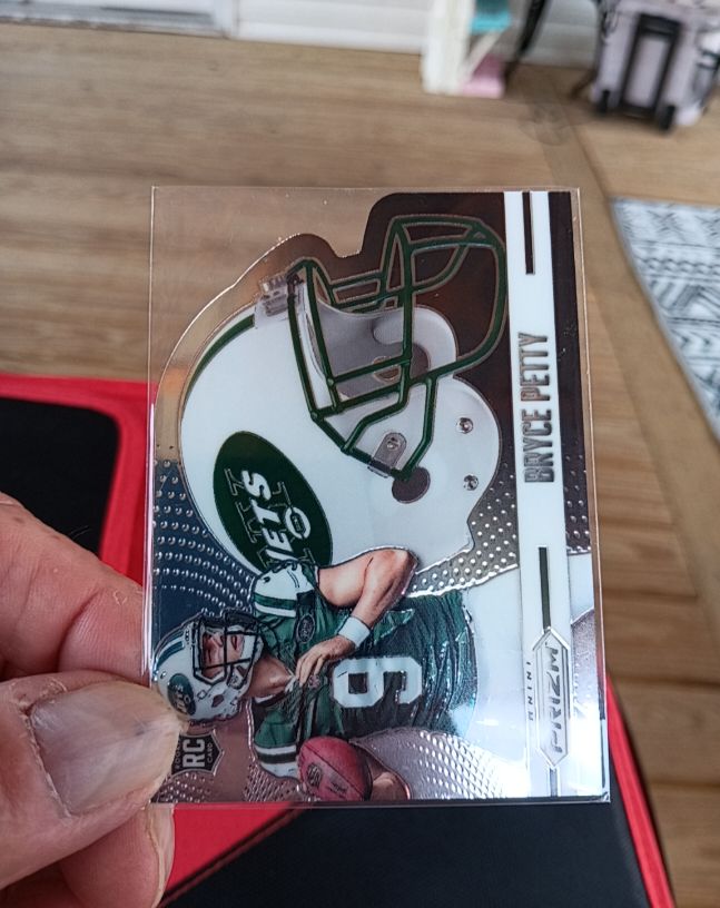 2015 Panini Prizm #H19 Bryce Petty Helmets Rookie Card — front