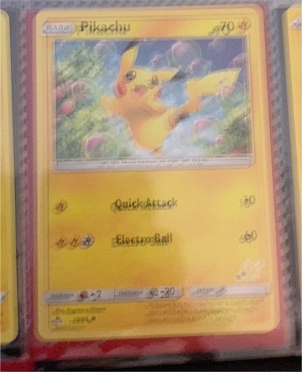 2019 Pokémon Hidden Fates #19 Pikachu — front