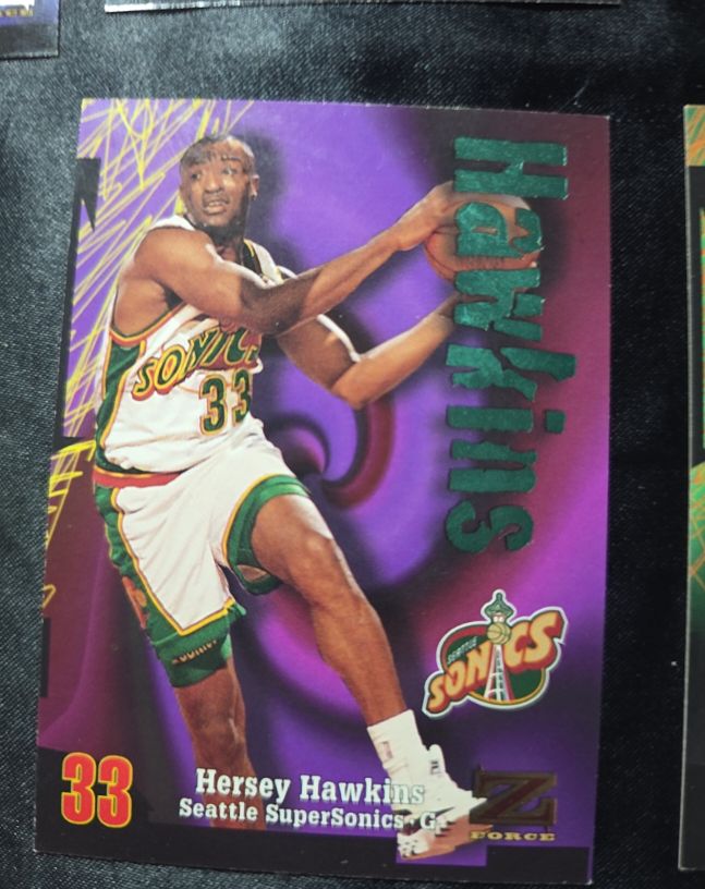1997-98 SkyBox Z-Force #85 Hersey Hawkins — front