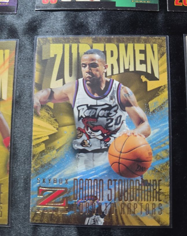 1996-97 SkyBox Z-Force #197 Damon Stoudamire — front