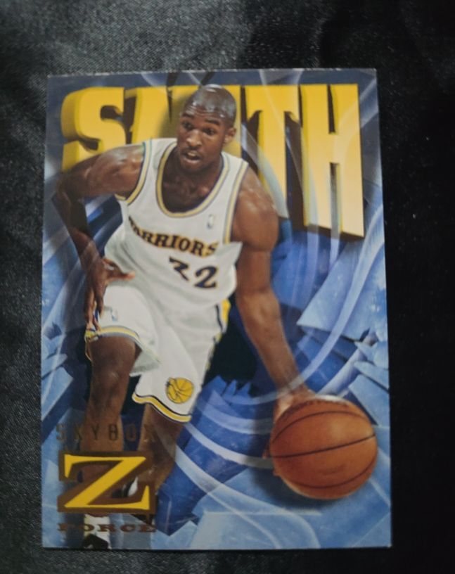 1996-97 SkyBox Z-Force #30 Joe Smith — front