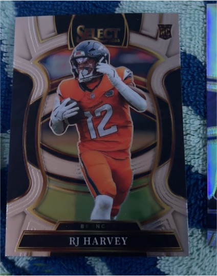 2025 Panini Select #10 RJ Harvey — front