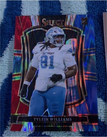 2025 Panini Select #169 Tyleik Williams — front