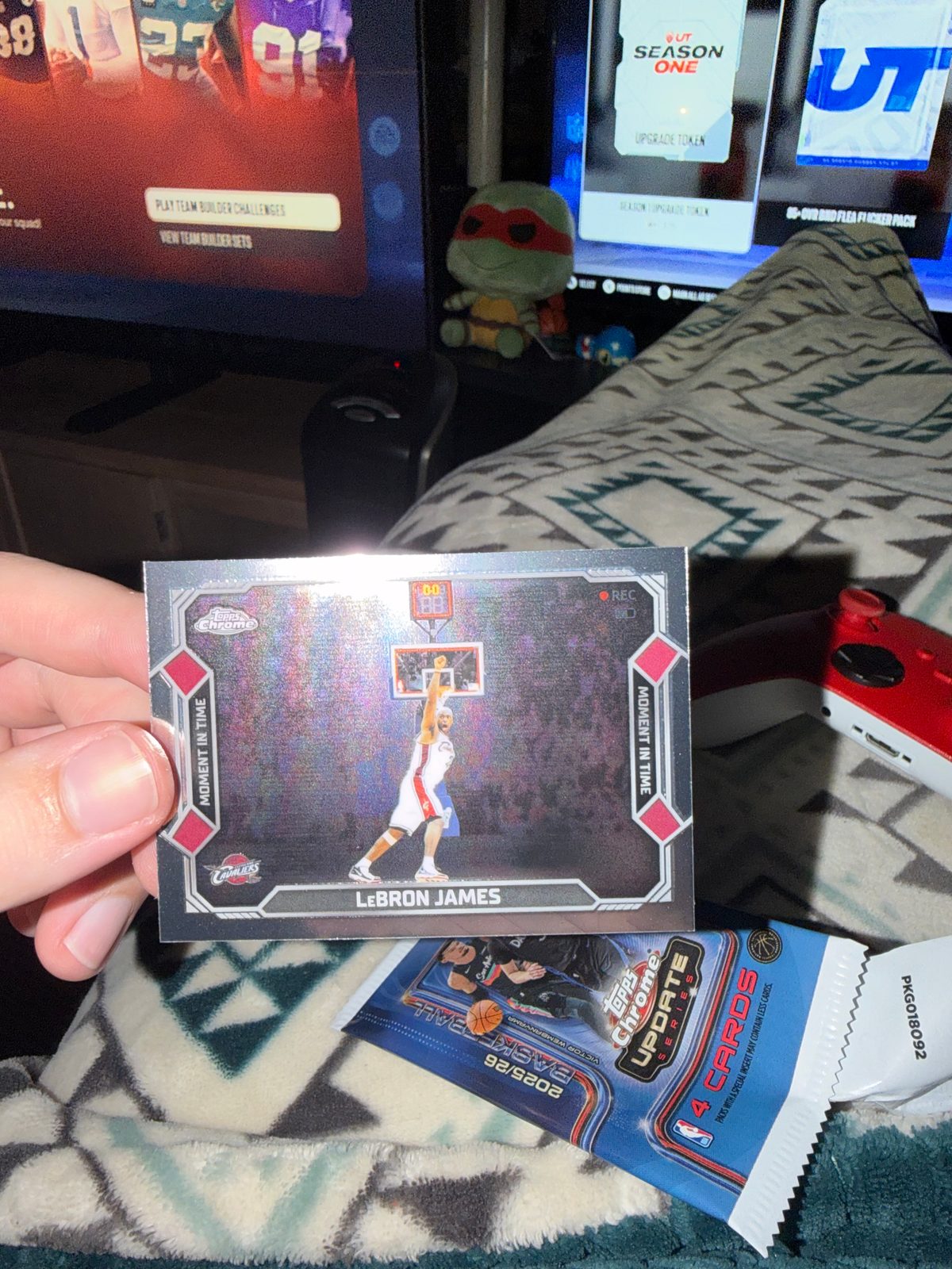 2025-26 Topps Chrome Update #MT-13 LeBron James Moment In Time — front