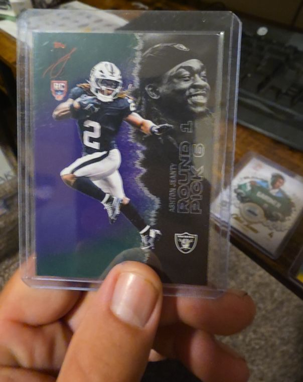 2025 Topps Signature Class #102 Ashton Jeanty — front