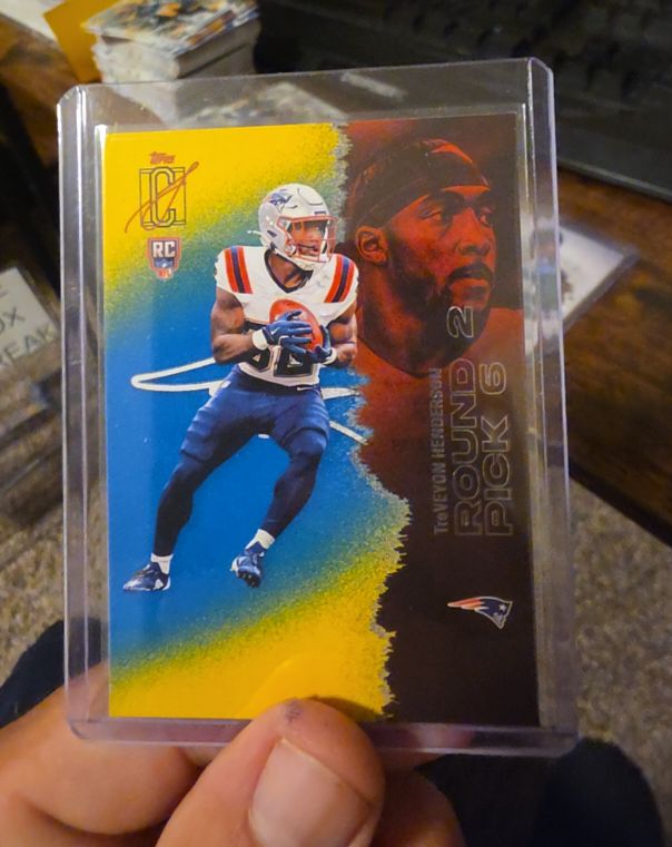 2025 Topps Signature Class #117 TreVeyon Henderson — front