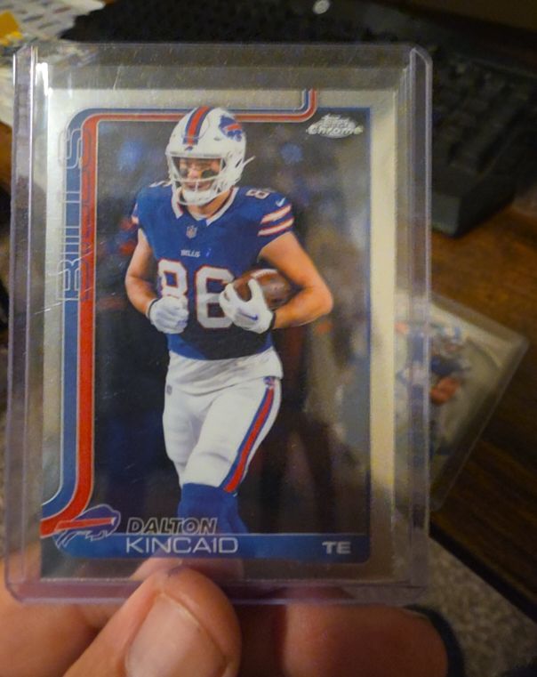 2025 Topps Chrome #37 Dalton Kincaid — front