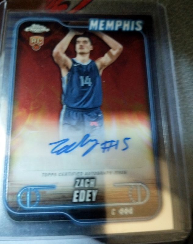 2024-25 Topps Chrome #C 004 Zach Edey — front