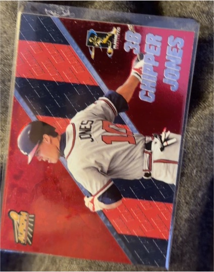 1998 Pacific Aurora Pennant Fever #10 Chipper Jones — front