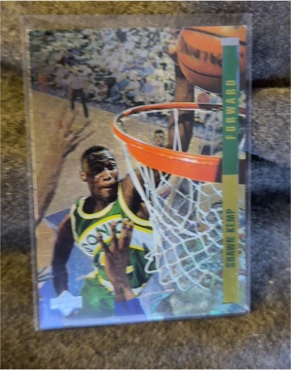 1993-94 Upper Deck Special Edition Behind the Glass #G1 Shawn Kemp — front