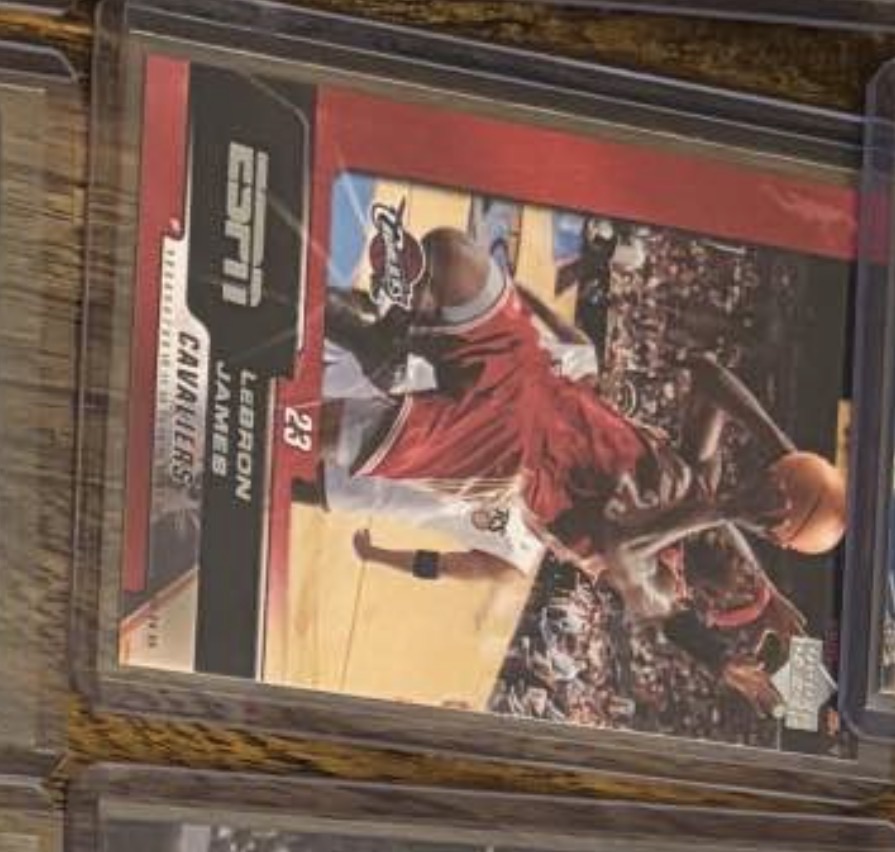 2003 Upper Deck #23 LeBron James — front