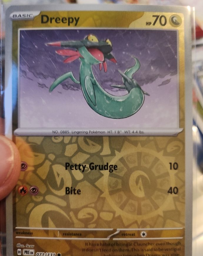 2022 Pokémon TCG Prismatic Evolutions #71 Dreepy — front