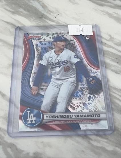 2024 Topps Bowman's Best #34 Yoshinobu Yamamoto — front